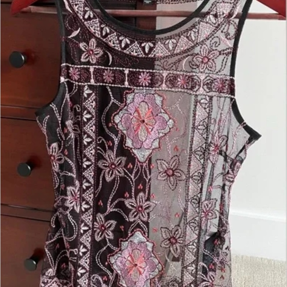 White House Black Market Black and Pink Tank Top